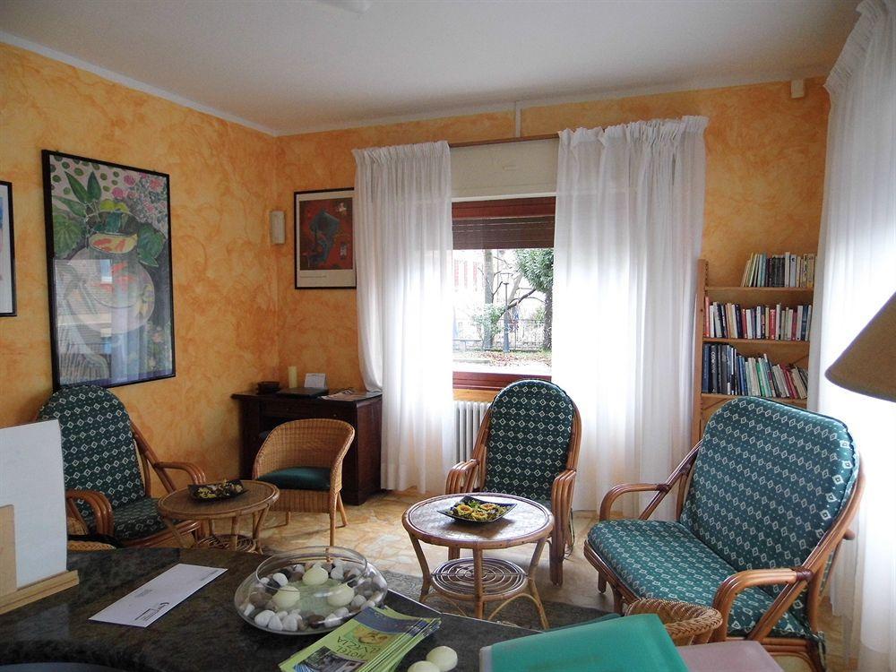 Hotel Elvezia Lake Maggiore Екстер'єр фото
