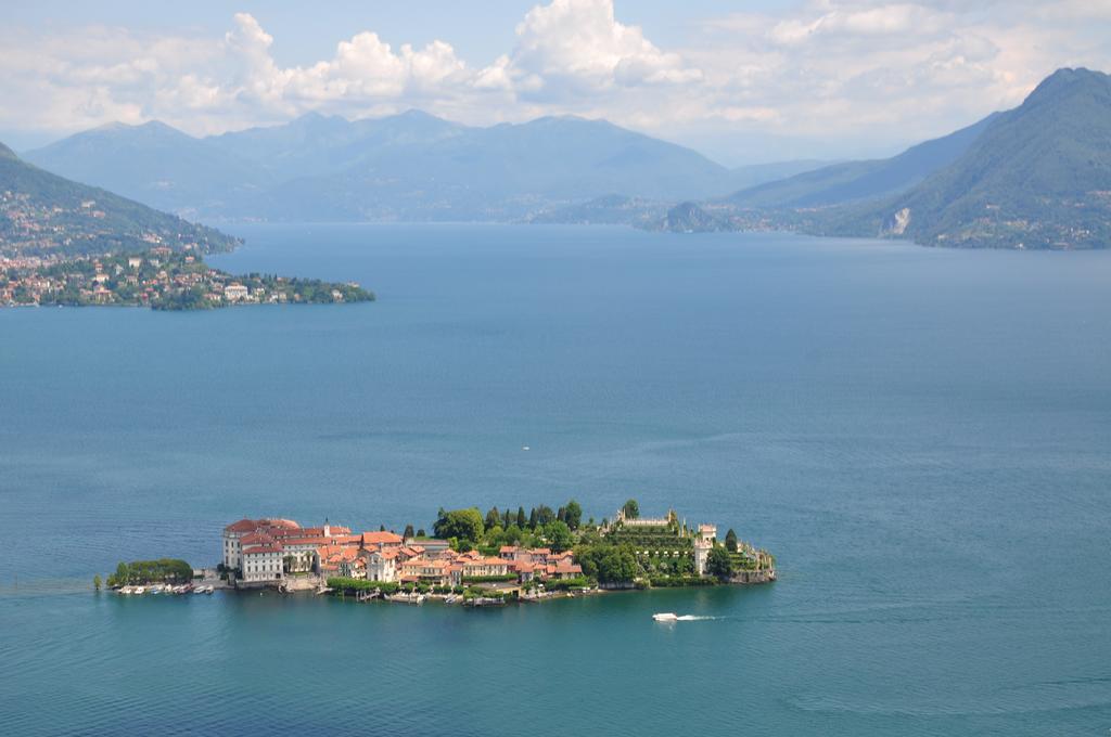 Hotel Elvezia Lake Maggiore Екстер'єр фото