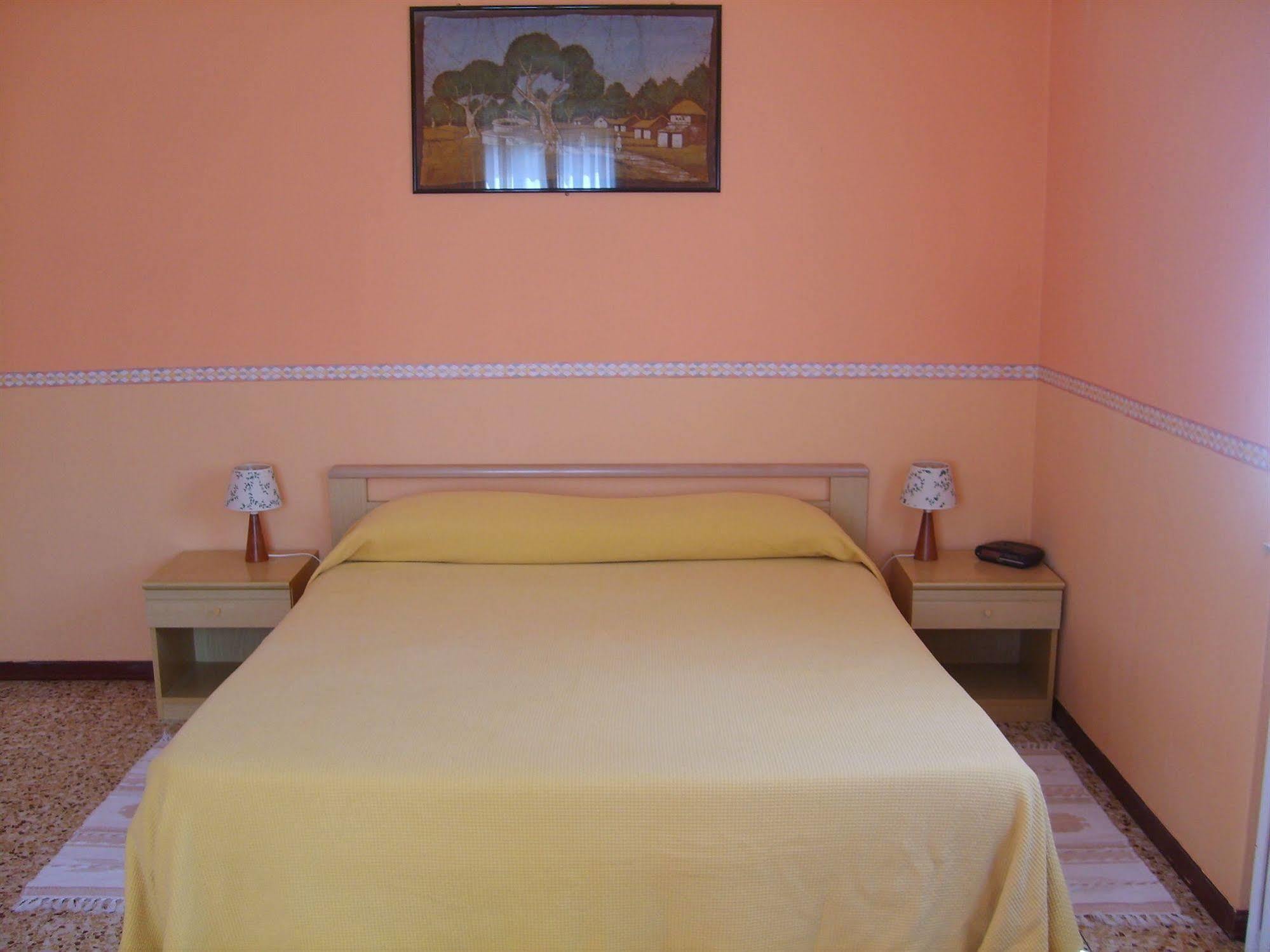 Hotel Elvezia Lake Maggiore Екстер'єр фото